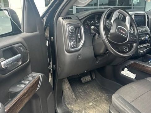Used 2022 GMC Sierra 1500 Elevation w/ X31 Off-Road Package AWD/4WD image 3