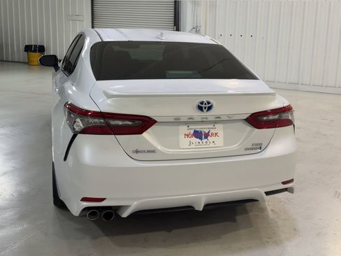 Used 2024 Toyota Camry XSE image 8