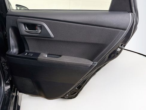 Used 2018 Toyota Corolla iM FWD image 28