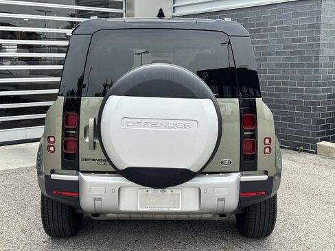 Used 2020 Land Rover Defender 110 HSE AWD/4WD image 5