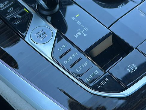 Used 2021 BMW X5 sDrive40i w/ M Sport Package image 35