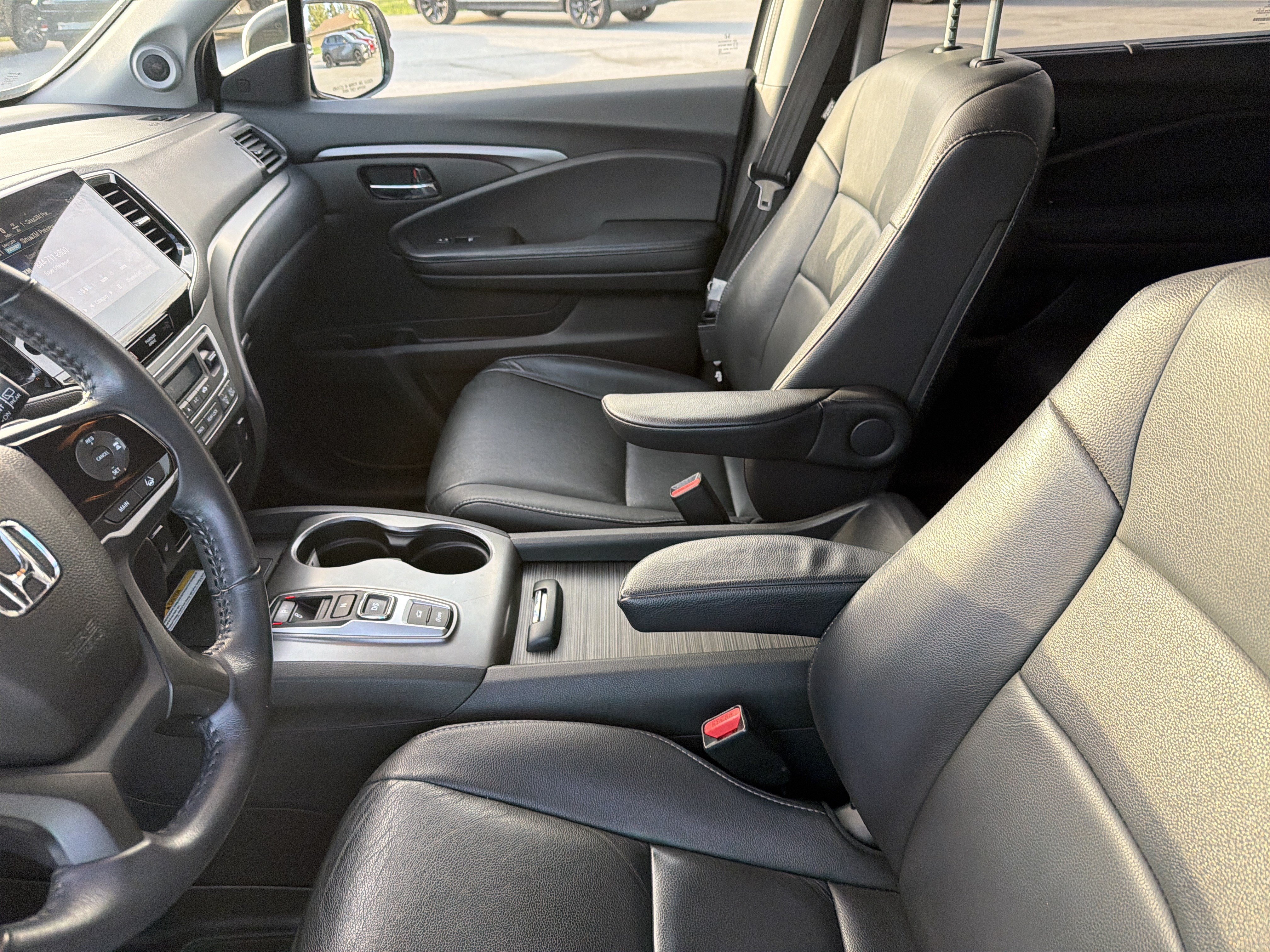 Used 2022 Honda Pilot Special Edition image 17