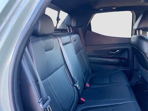 Used 2023 Hyundai Santa Cruz Limited image 29