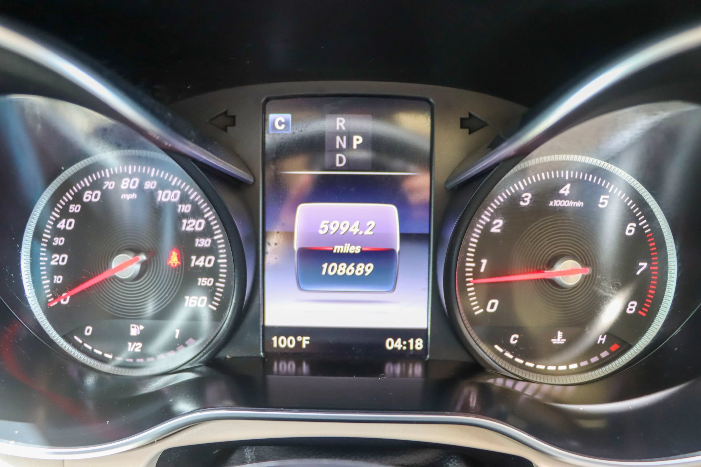 Used 2018 Mercedes-Benz GLC 300 4MATIC w/ Multimedia Package image 32
