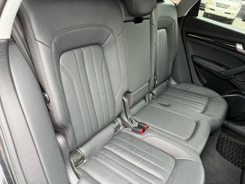 Used 2020 Audi Q5 2.0T Premium Plus w/ Premium Plus Package AWD/4WD image 8