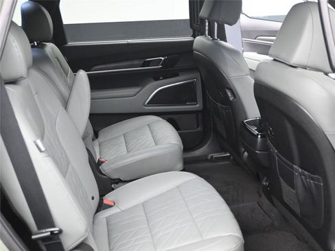 Used 2024 Kia Telluride SX Prestige X-Line image 8