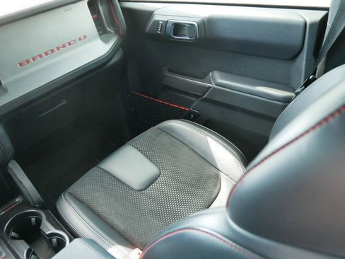 Used 2024 Ford Bronco Raptor w/ Interior Carbon Fiber Pack 6 AWD/4WD image 16