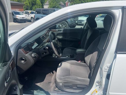 Used 2014 Chevrolet Impala Limited LS image 9