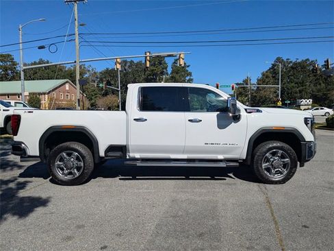 New 2026 GMC Sierra 2500 SLT w/ SLT Premium Package image 4