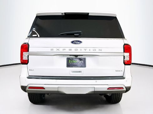 Used 2024 Ford Expedition Max XLT image 7