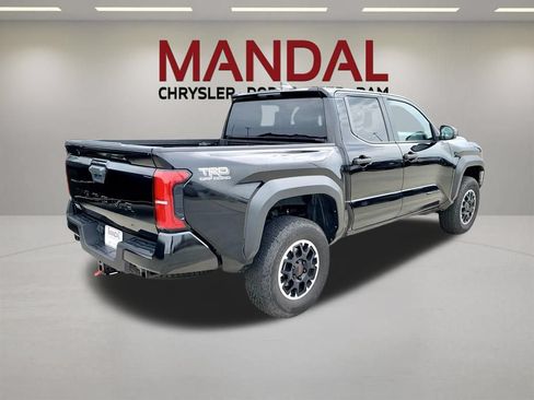 Used 2024 Toyota Tacoma TRD Off-Road AWD/4WD image 5