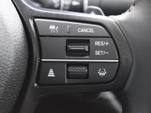 Used 2025 Honda Accord EX-L image 8