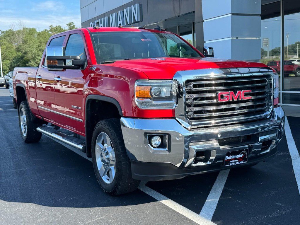 Used 2016 GMC Sierra 2500 SLT w/ Duramax Plus Package AWD/4WD image 2