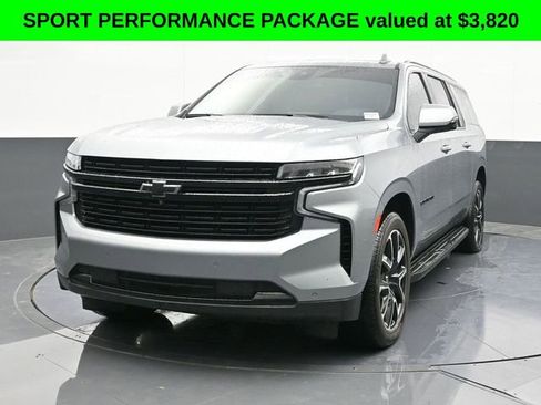 Used 2023 Chevrolet Suburban RST w/ Sport Performance Package image 2
