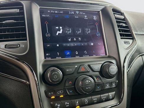Used 2018 Jeep Grand Cherokee High Altitude RWD image 24