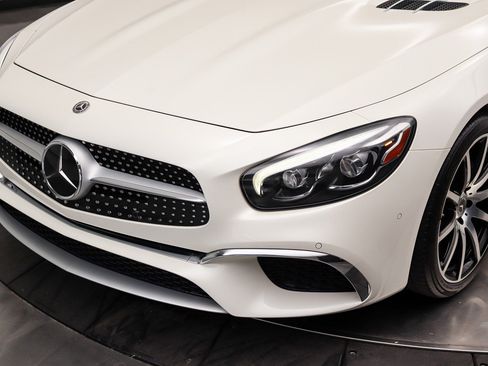 Used 2020 Mercedes-Benz SL 450 image 18