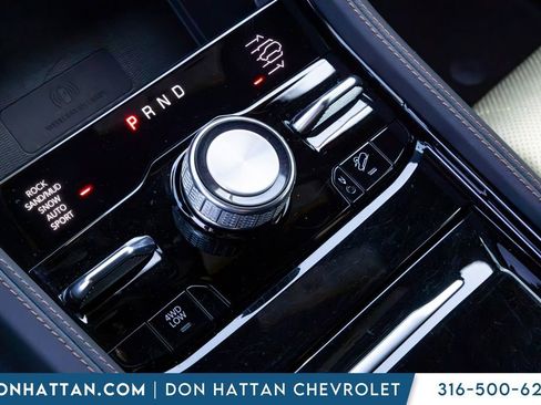Used 2022 Jeep Grand Cherokee Summit AWD/4WD image 14