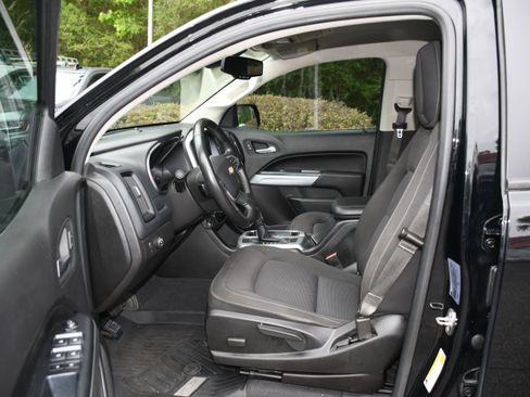 Used 2021 Chevrolet Colorado LT w/ LT Convenience Package RWD image 7
