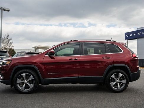 Used 2019 Jeep Cherokee Limited image 4