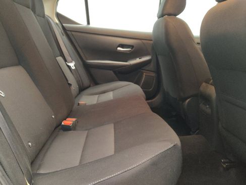 Used 2023 Nissan Sentra SV FWD image 19