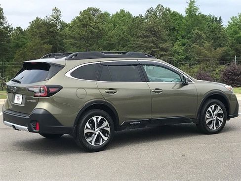 Certified 2022 Subaru Outback Limited w/ Popular Package #2 AWD/4WD image 4