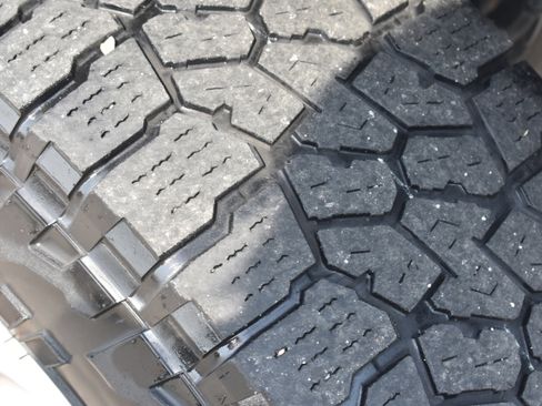 Used 2019 Ford F250 XLT w/ FX4 Off-Road Package image 11