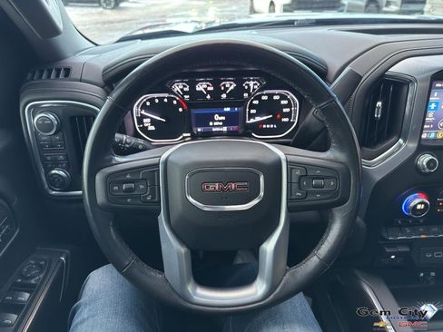 Used 2021 GMC Sierra 1500 SLT w/ SLT Premium Package image 17