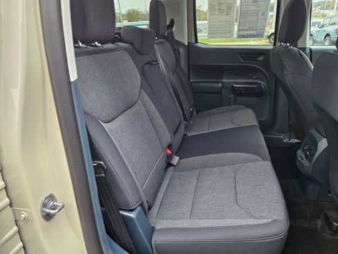 Used 2024 Ford Maverick XLT w/ XLT Luxury Package image 12