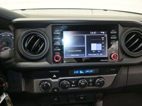 Used 2021 Toyota Tacoma SR AWD/4WD image 10