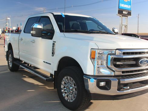 Used 2022 Ford F250 Lariat w/ Chrome Package AWD/4WD image 5