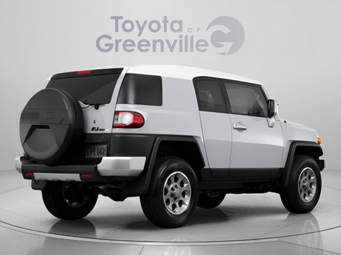 Used 2013 Toyota FJ Cruiser 4WD w/ Upgrade Pkg image 4
