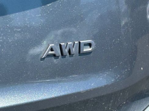 Used 2024 Nissan Rogue S AWD/4WD image 6