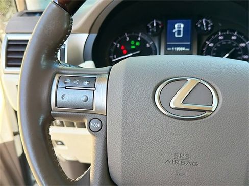 Used 2018 Lexus GX 460 image 35