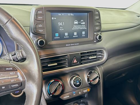 Used 2021 Hyundai Kona SEL image 18