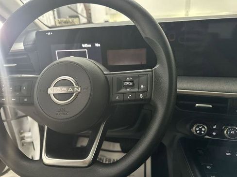 Certified 2025 Nissan Kicks SV w/ SV Premium Package AWD/4WD image 14