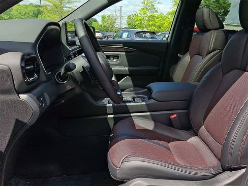 New 2025 Honda Pilot Black Edition image 13