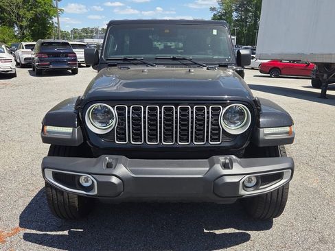Used 2025 Jeep Wrangler Unlimited Sahara w/ Safety Group AWD/4WD image 2