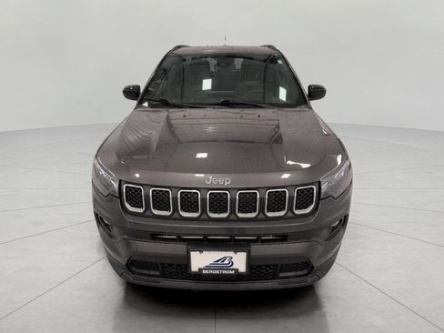 Used 2023 Jeep Compass Latitude AWD/4WD image 13