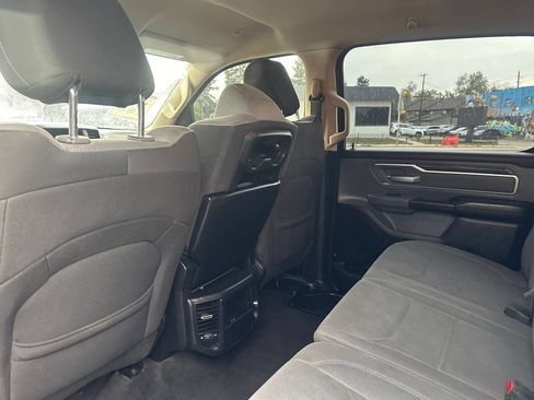 Used 2020 RAM 1500 Big Horn AWD/4WD image 40