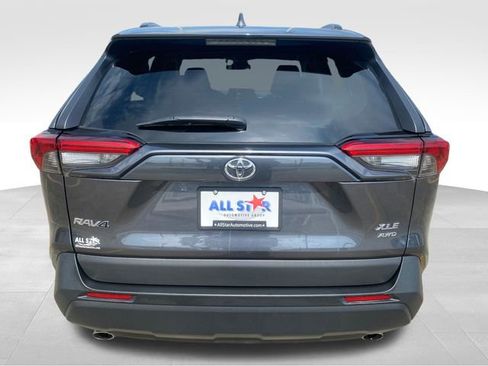 Used 2022 Toyota RAV4 XLE w/ Convenience Package AWD/4WD image 6