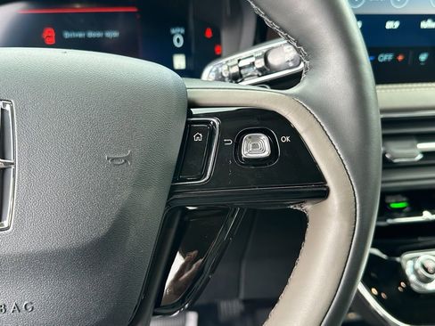 New 2026 Lincoln Corsair Reserve w/ Jet Appearance Package image 9