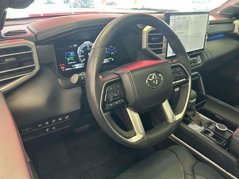 Used 2024 Toyota Tundra Platinum AWD/4WD image 17