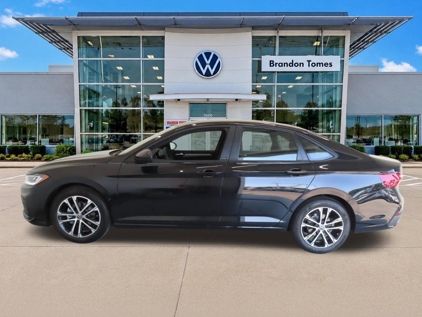 Used 2026 Volkswagen Jetta Sport FWD image 7