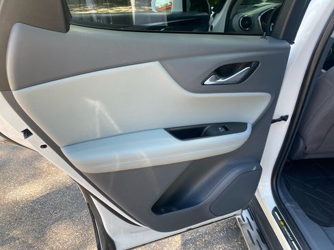 Used 2019 Chevrolet Blazer LT FWD image 20
