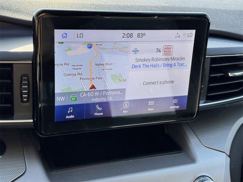 Used 2022 Ford Explorer XLT w/ Equipment Group 202A image 13