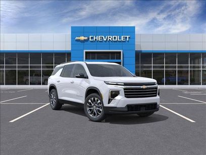 New 2025 Chevrolet Traverse LT w/ Sun and Wheel Package