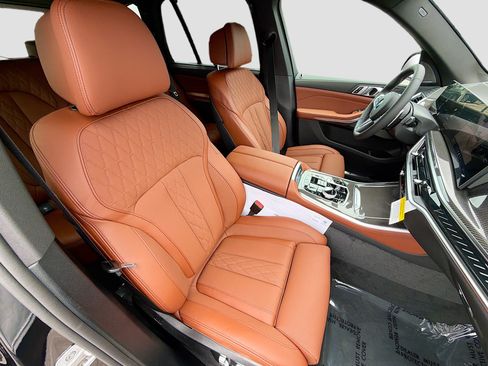 New 2026 BMW X5 M60i AWD/4WD image 14