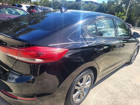 Used 2017 Hyundai Elantra SE FWD image 46