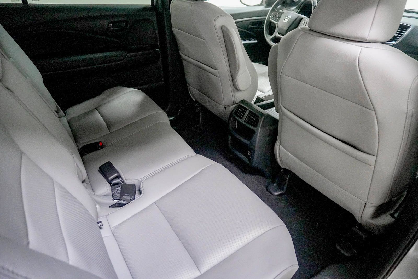Used 2023 Honda Passport EX-L image 35