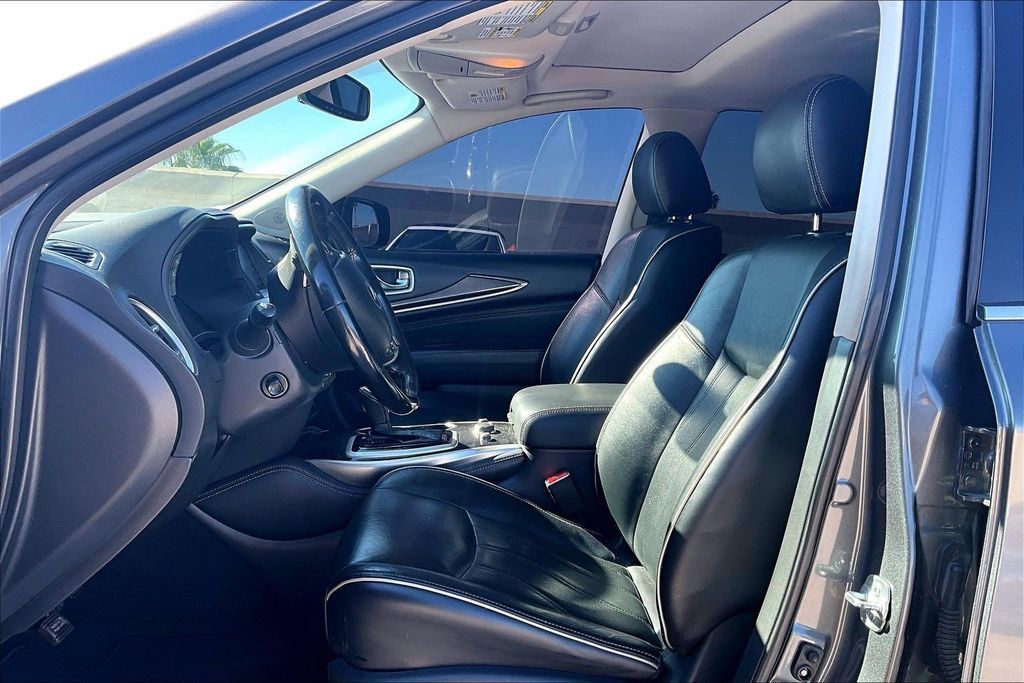 Used 2018 INFINITI QX60 FWD w/ Premium Plus Package image 5